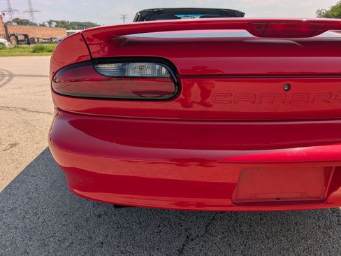 Used 1994 Chevrolet Camaro Z28 RWD image 37