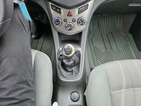 Used 2013 Chevrolet Sonic LT w/ Wheels and Fog Lamp Package FWD image 13