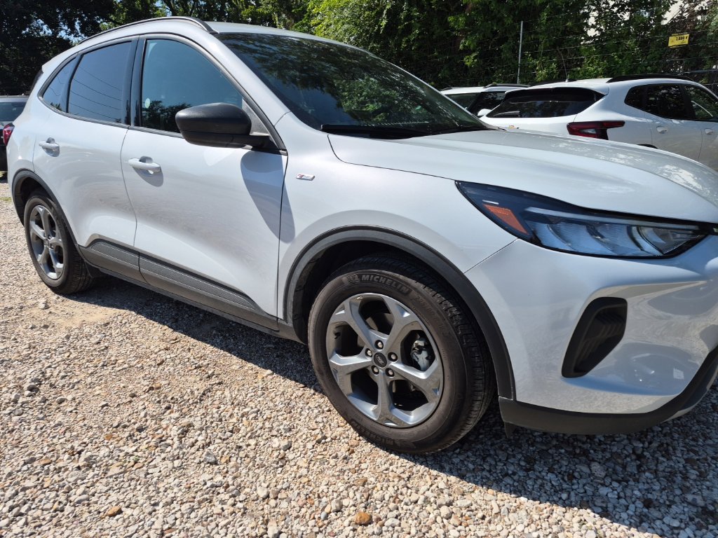Used 2026 Ford Escape ST-Line FWD image 4