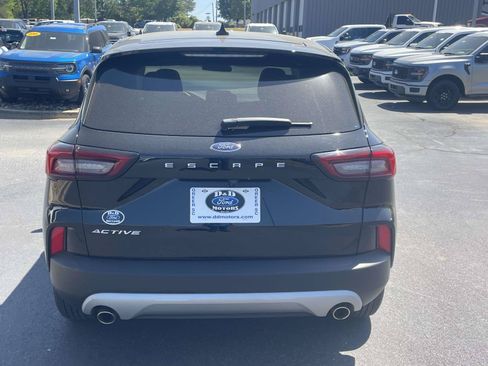 Certified 2025 Ford Escape Active FWD image 5