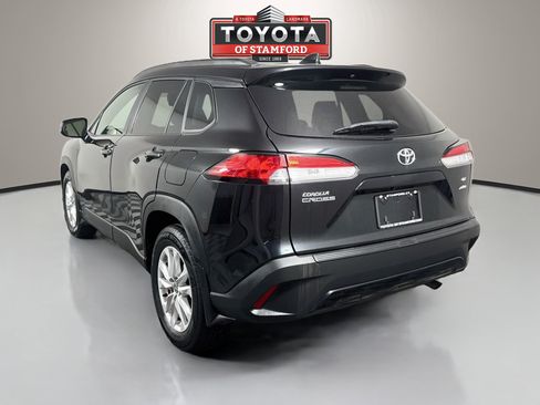 Certified 2023 Toyota Corolla Cross LE AWD/4WD image 5