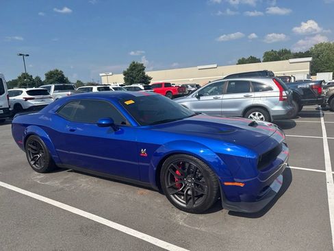 Used 2021 Dodge Challenger R/T Scat Pack RWD image 4