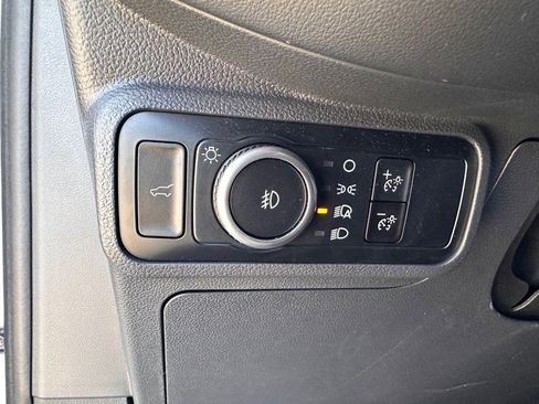 Certified 2025 Ford Explorer ST-Line image 19