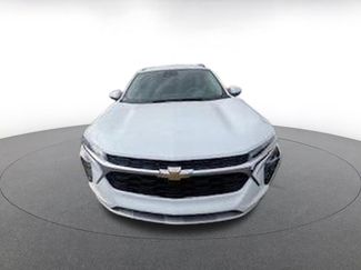 Used 2025 Chevrolet Trax LT video 2