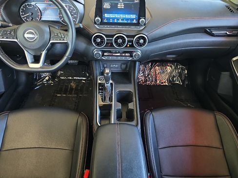 Used 2025 Nissan Sentra SR w/ SR Premium Package FWD image 13