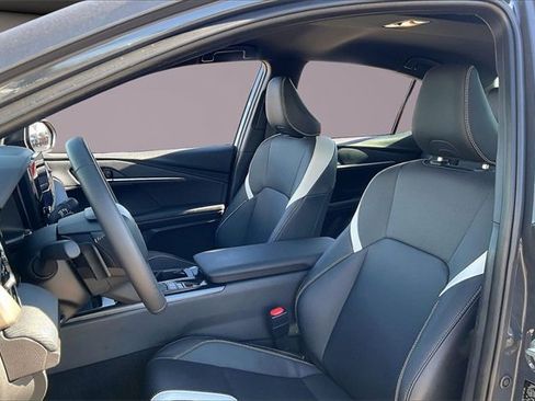 Used 2025 Toyota Camry XSE image 23