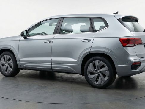 Used 2025 Volkswagen Taos S FWD image 6