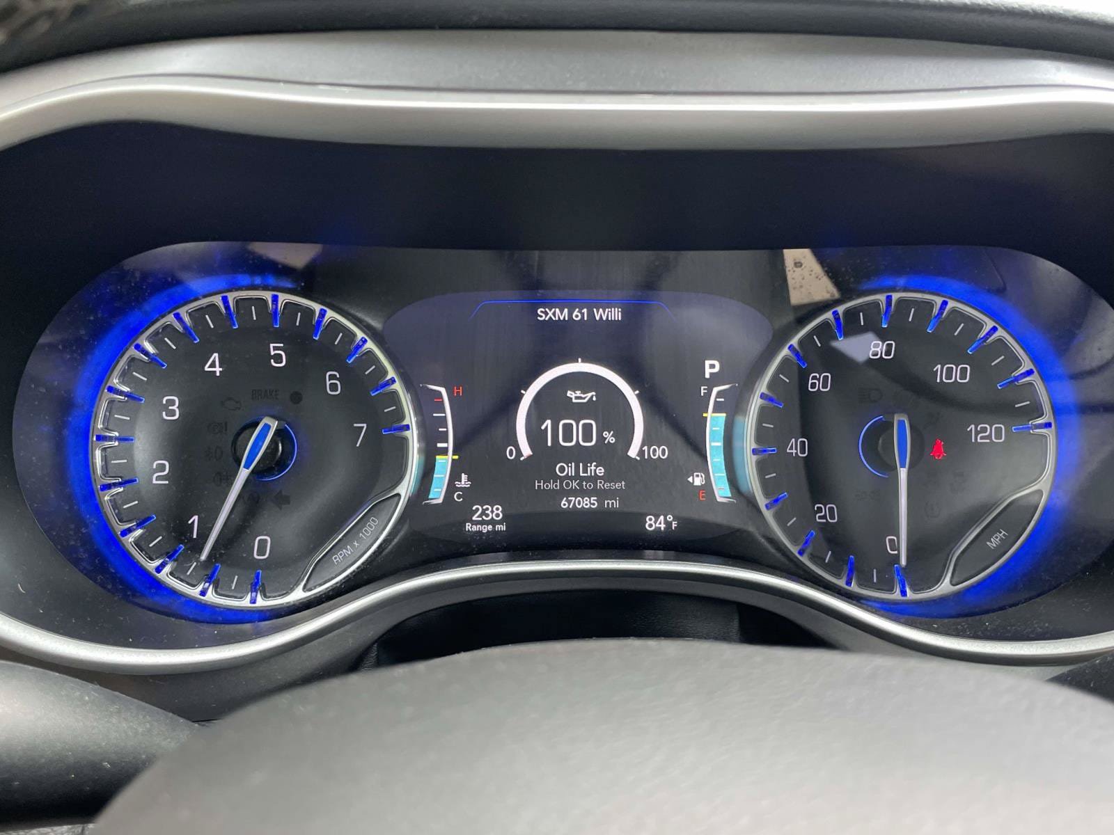 Used 2024 Chrysler Pacifica Touring-L FWD image 19