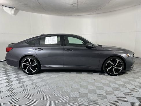Used 2020 Honda Accord Sport image 9