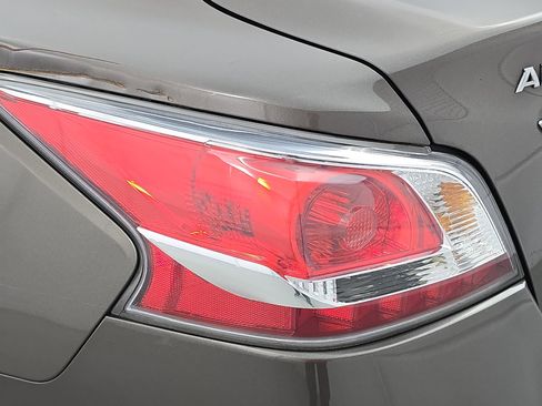 Used 2015 Nissan Altima 2.5 S w/ Power Driver Seat Package image 31