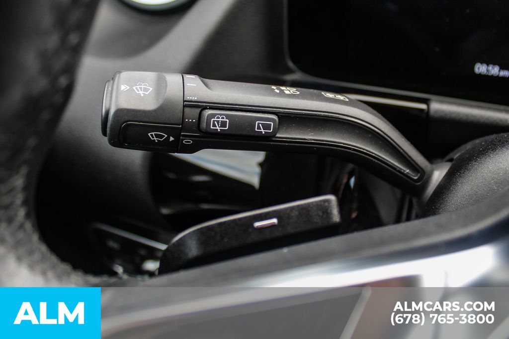 Used 2025 Mercedes-Benz GLA 250 image 29