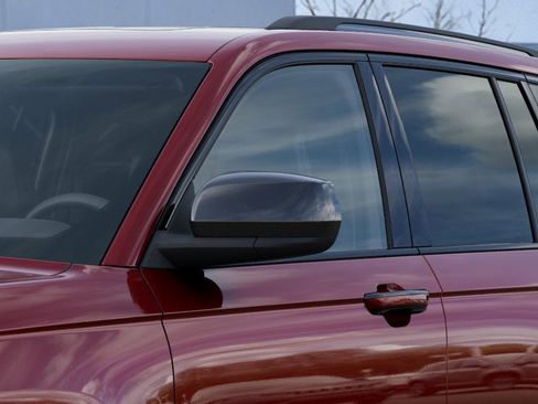 New 2025 Jeep Grand Cherokee Altitude image 38