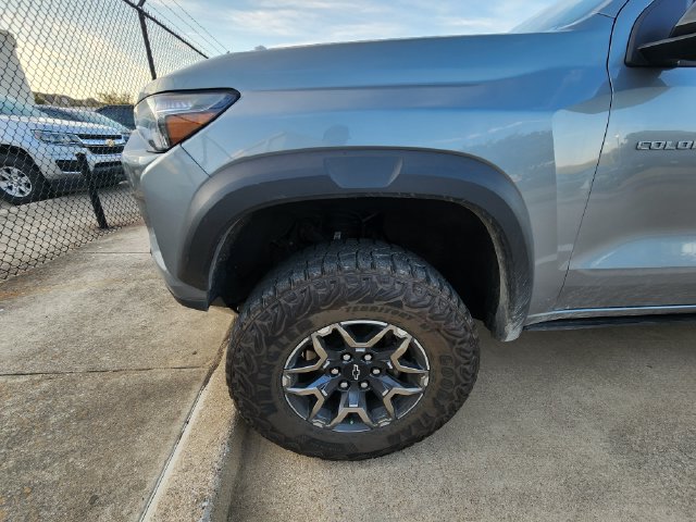 Used 2026 Chevrolet Colorado ZR2 AWD/4WD image 7