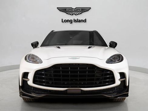 Used 2025 Aston Martin DBX 707 image 2