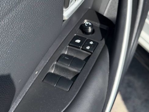 Certified 2024 Toyota Corolla SE FWD image 14