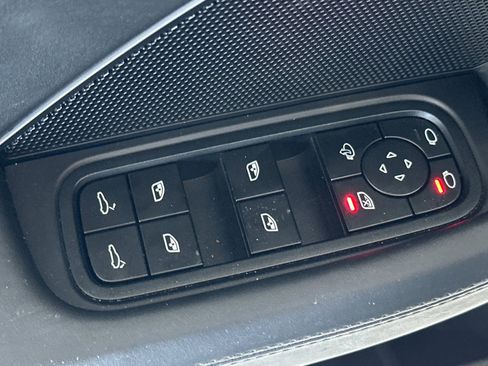 Used 2022 Porsche Panamera Turbo S image 13