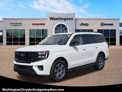 Used 2025 Ford Expedition Active