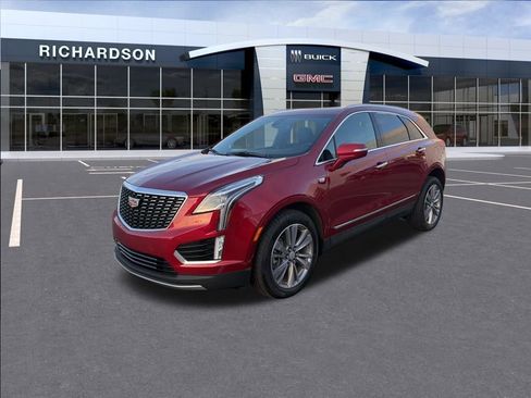Used 2025 Cadillac XT5 Premium Luxury w/ LPO, Floor Liner Package image 36