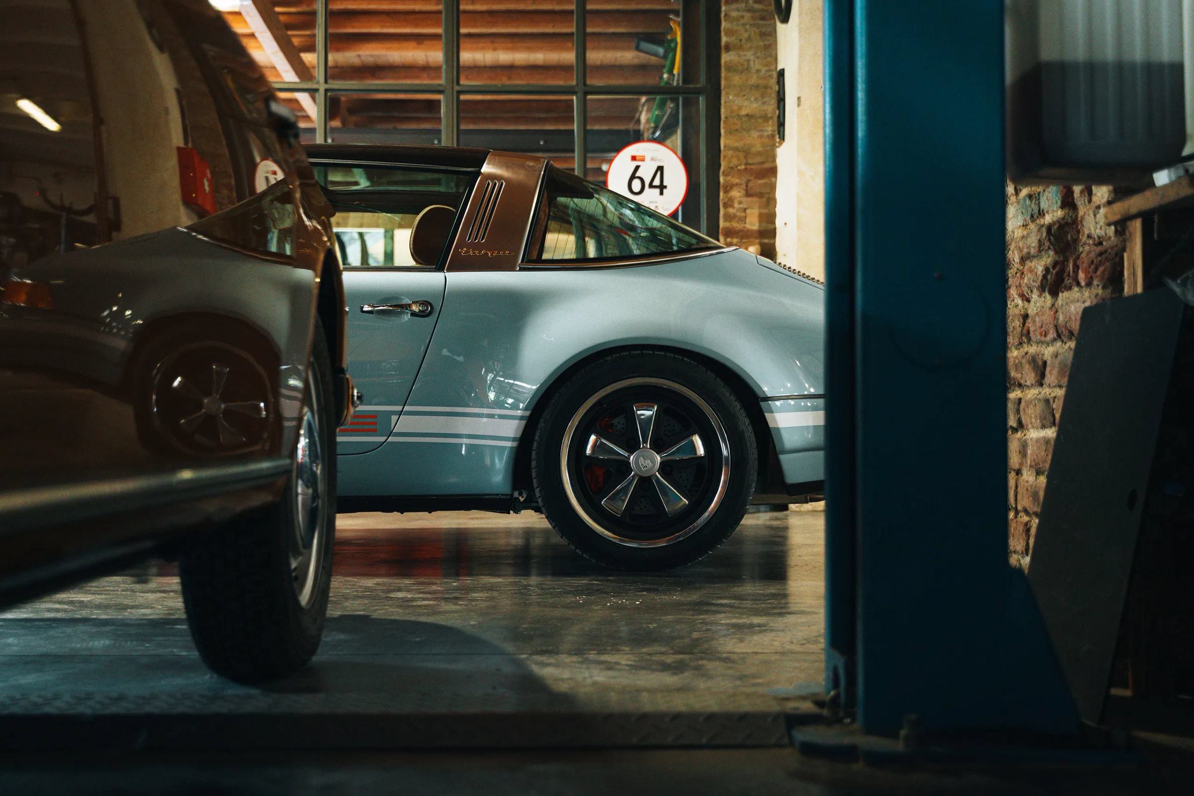 Used 1995 Porsche 911 Cabriolet image 86