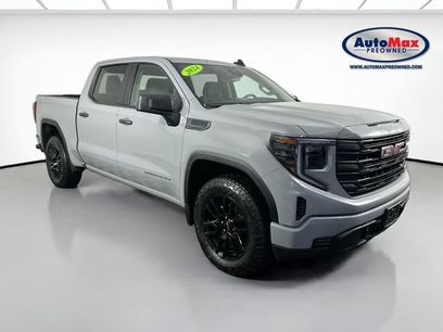 Used 2024 GMC Sierra 1500 Pro w/ Graphite Edition