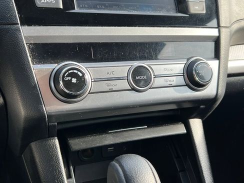 Used 2018 Subaru Outback 2.5i image 27