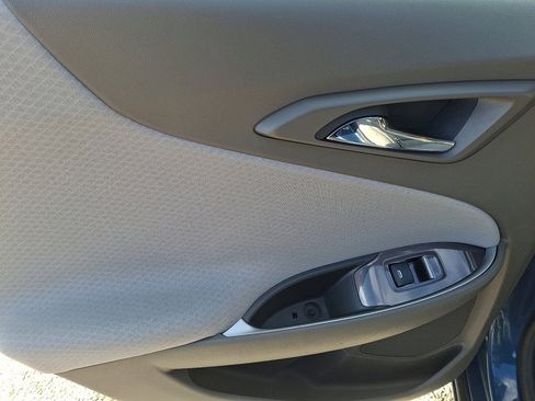 Used 2024 Chevrolet Malibu LT image 19