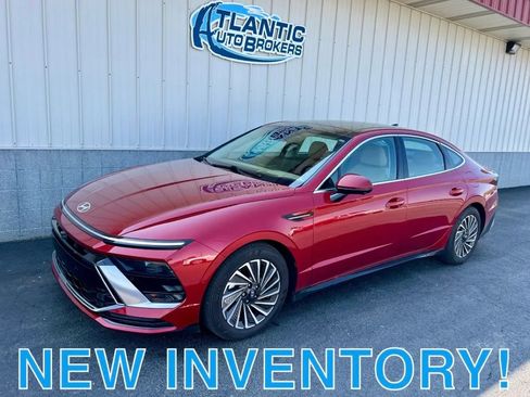 Used 2024 Hyundai Sonata Limited image 1