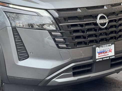 New 2026 Nissan Pathfinder Platinum AWD/4WD image 3