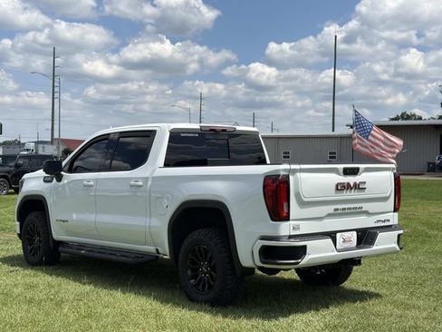 Used 2023 GMC Sierra 1500 AT4X AWD/4WD image 9