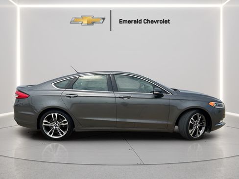 Used 2017 Ford Fusion Titanium FWD image 7