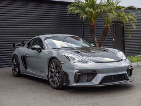 Certified 2023 Porsche 718 Cayman GT4 RS RWD image 6