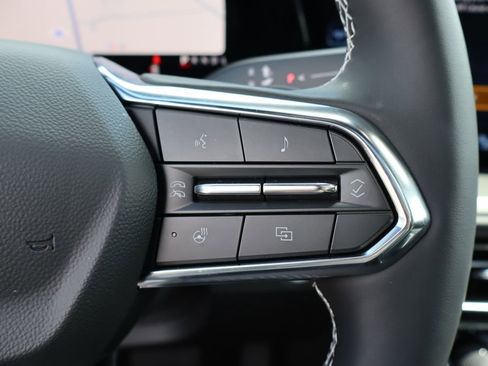 New 2025 Chevrolet Traverse LT w/ Sun and Wheel Package image 14