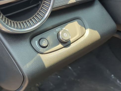 New 2025 Chevrolet Trax ACTIV w/ Driver Confidence Package image 35