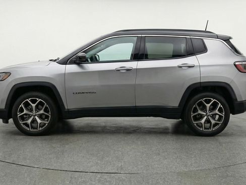 Used 2025 Jeep Compass Limited AWD/4WD image 5