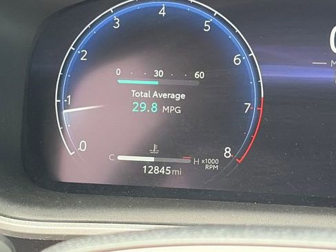 Used 2026 Toyota Corolla Cross XLE image 25