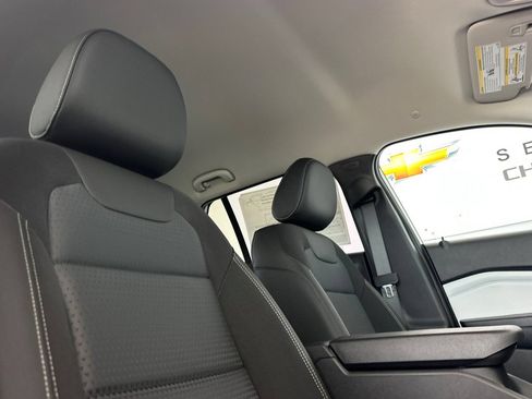 New 2026 Chevrolet Trax LT FWD image 17