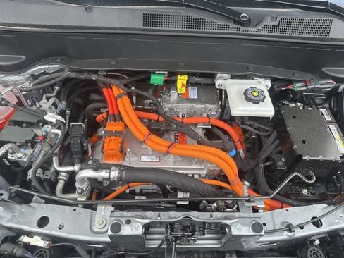 New 2027 Chevrolet Bolt RS w/ Technology Package FWD image 34