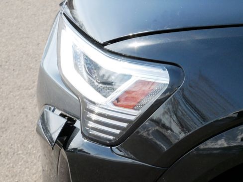 Used 2024 Audi Q8 e-tron Premium Plus AWD/4WD image 16