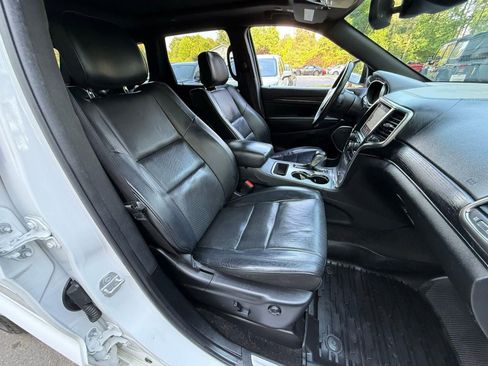 Used 2018 Jeep Grand Cherokee High Altitude RWD image 30