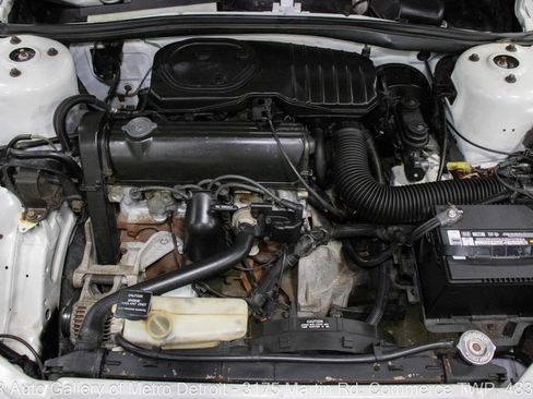 Used 1991 Dodge Shadow Convertible image 20