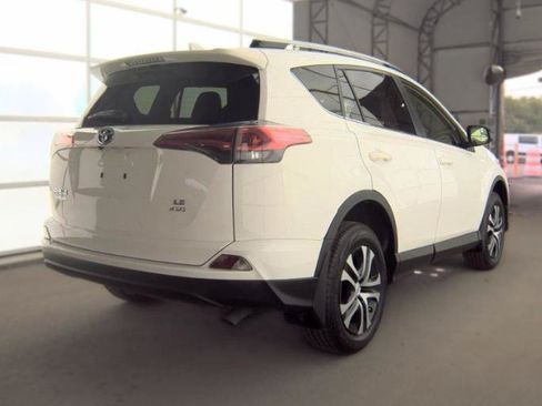 Used 2018 Toyota RAV4 LE w/ All Weather Liner Package AWD/4WD image 5