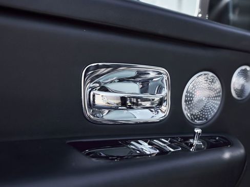 Used 2019 Rolls-Royce Cullinan AWD/4WD image 36