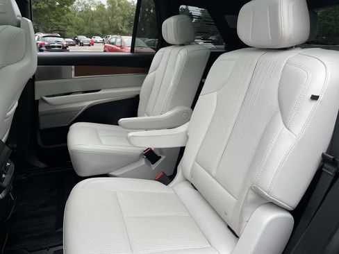 Used 2026 Cadillac Vistiq Sport w/ LPO, Floor Liner Package AWD/4WD image 20