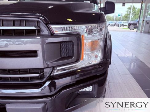 Used 2020 Ford F150 XLT w/ Equipment Group 302A Luxury AWD/4WD image 10