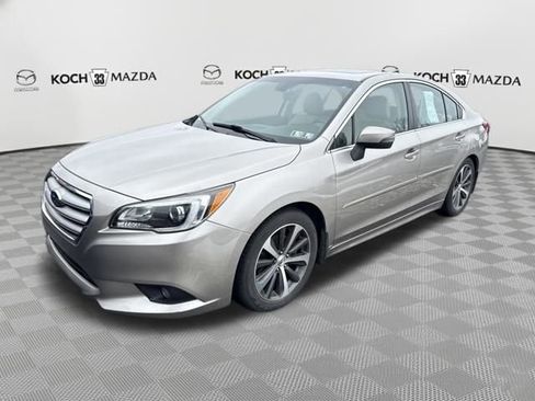Used 2017 Subaru Legacy 3.6R Limited image 3