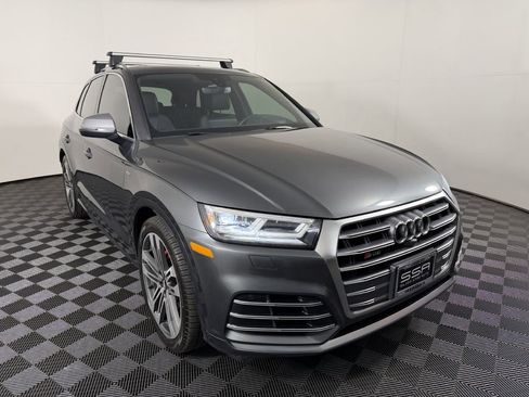 Used 2018 Audi SQ5 Prestige w/ Prestige Package AWD/4WD image 3
