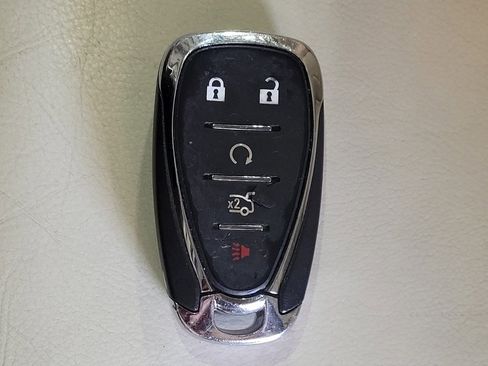 Used 2024 Chevrolet Malibu LT FWD image 32