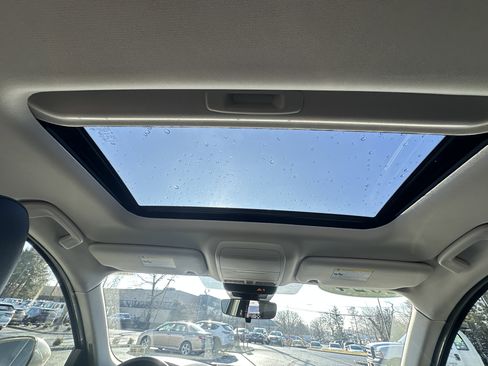 Used 2024 MAZDA CX-90 3.3 Turbo w/ Preferred Plus image 33