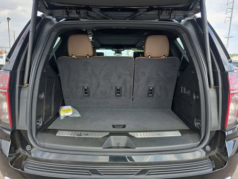 Used 2024 Chevrolet Tahoe High Country image 17