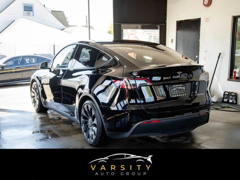 Used 2023 Tesla Model Y Long Range AWD/4WD image 6